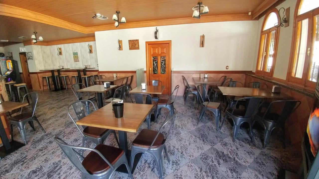 Hostal Rural El Padul ภายนอก รูปภาพ
